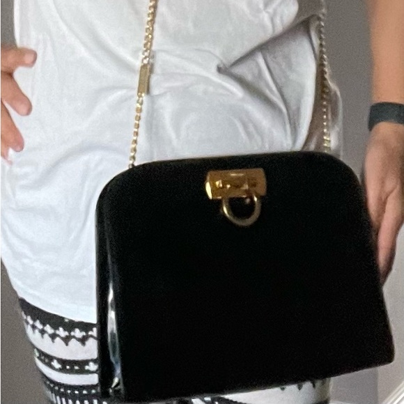 Salvatore Ferragamo patent leather - Picture 2 of 15